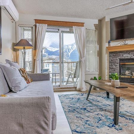 Lovely Mountain View 2 Bedroom Suite Canmore Extérieur photo