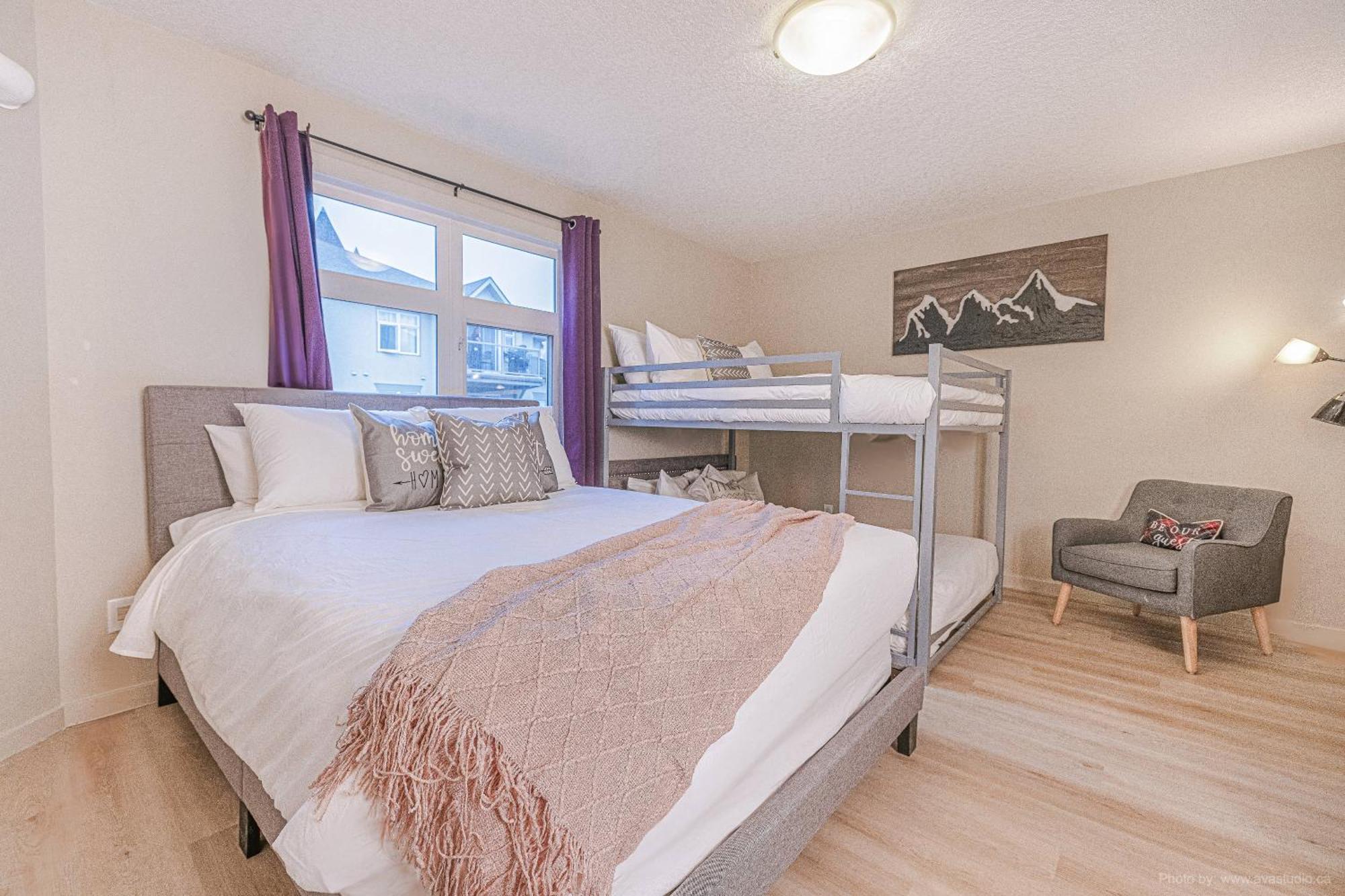 Lovely Mountain View 2 Bedroom Suite Canmore Extérieur photo