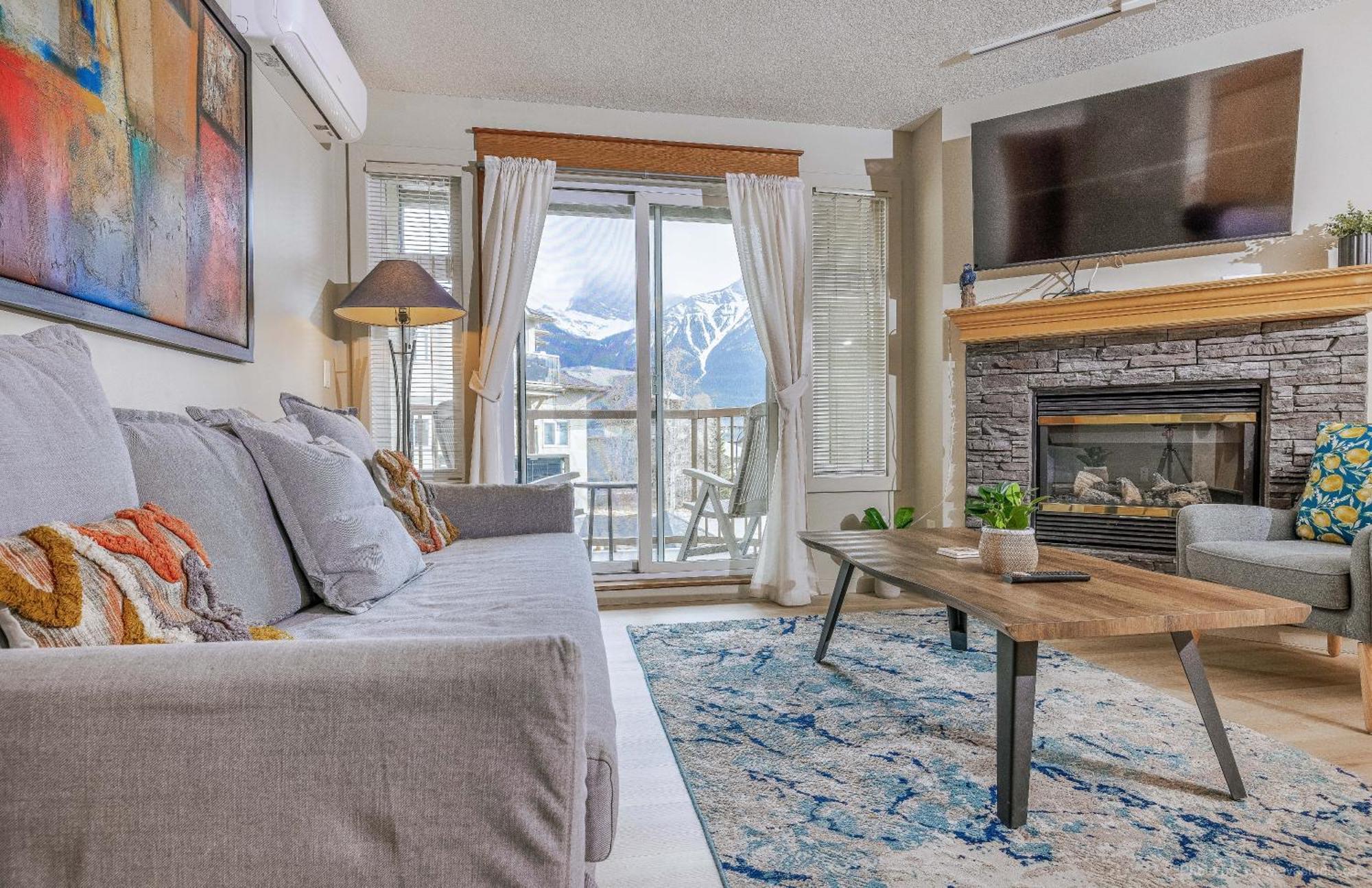 Lovely Mountain View 2 Bedroom Suite Canmore Extérieur photo